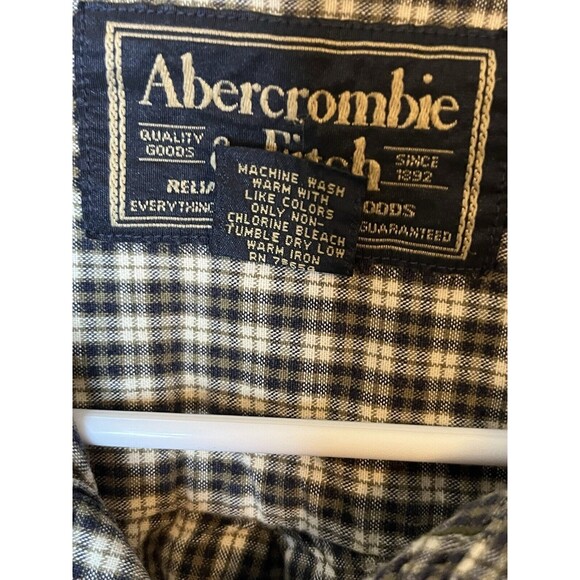 Abercrombie & Fitch Button Down Shirt Mens Medium Plaid Flannel Missing Button - Picture 5 of 7